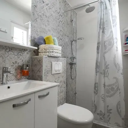 Kucica Ljubcek * Privlaka (Zadar)