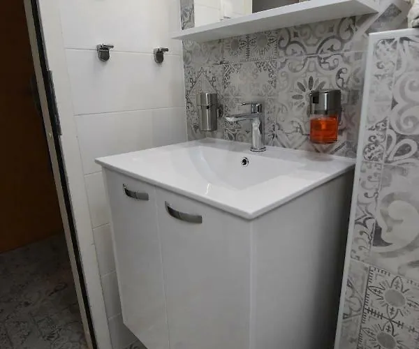 別荘 Kucica Ljubcek *